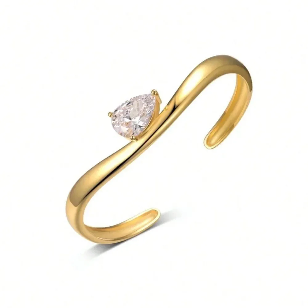 Teardrop Crystal bracelet Q152